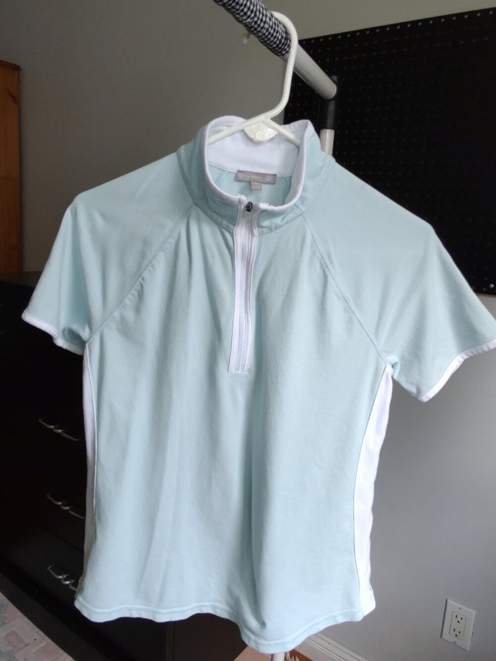 Talbots women's sport short sleeve top shirt 1/4 zipper size M Petite UPF50+